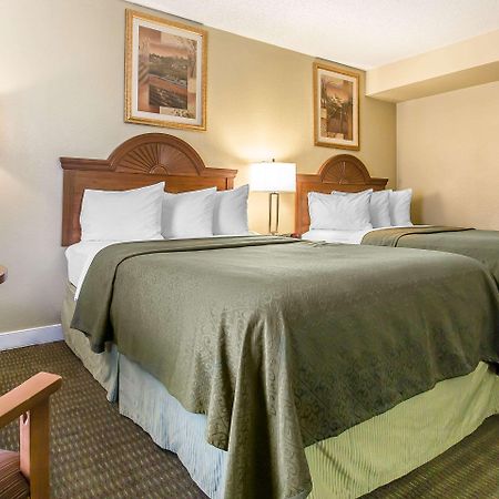 Quality Inn לאוטון מראה חיצוני תמונה
